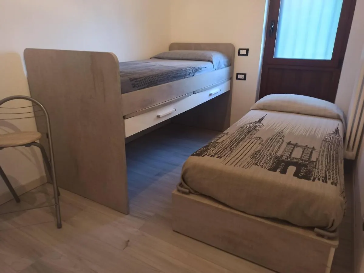 Vista Lago Lecco - Neiade Guest House Pescate Italy